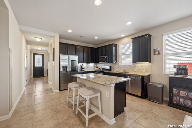 Image 11 of 49 For 6902 Hanover Stone