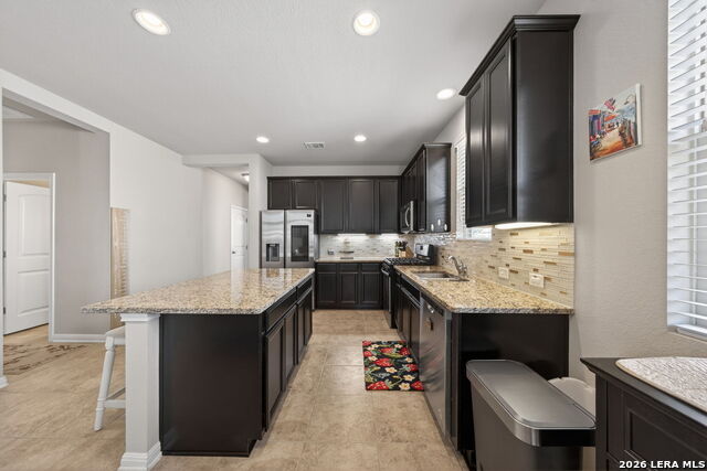 Image 12 of 49 For 6902 Hanover Stone