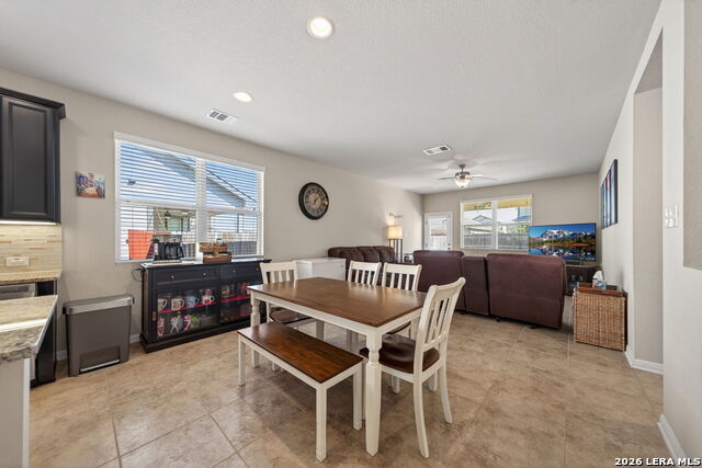 Image 15 of 49 For 6902 Hanover Stone