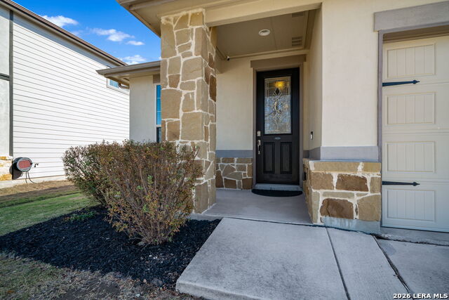 Image 4 of 49 For 6902 Hanover Stone