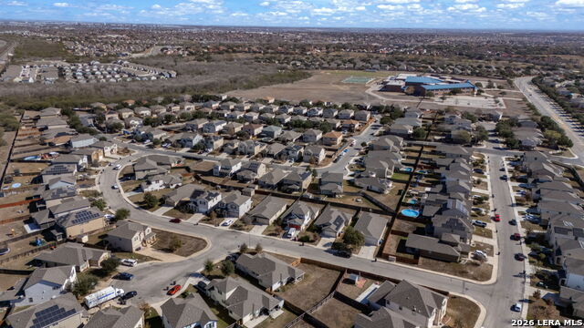 Image 43 of 49 For 6902 Hanover Stone