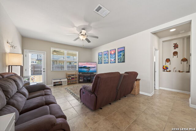 Image 8 of 49 For 6902 Hanover Stone