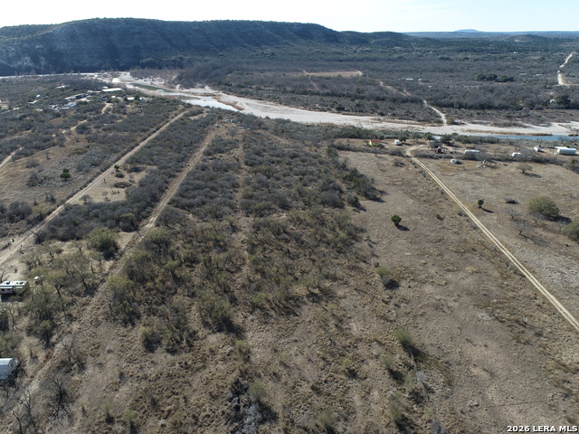 Image 10 of 13 For 945 Private Road 2310