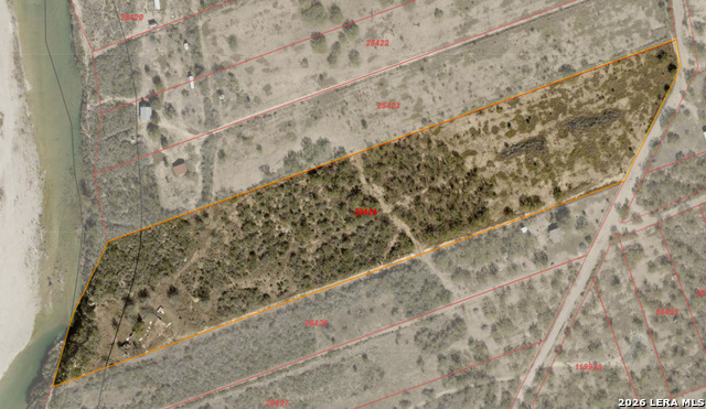 Image 6 of 13 For 945 Private Road 2310