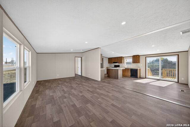 Image 7 of 32 For 224 Private Road 4656