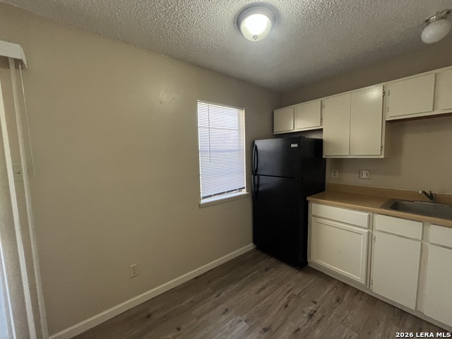 Image 8 of 17 For 300 Moursund Blvd.  10