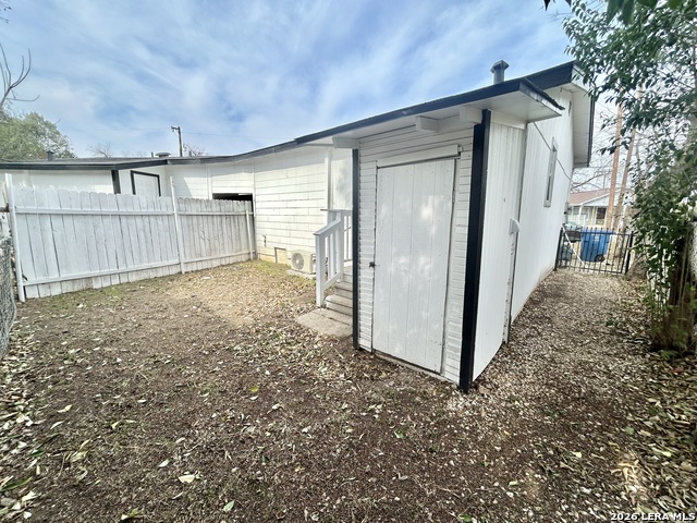 Image 21 of 22 For 310 Finton  A