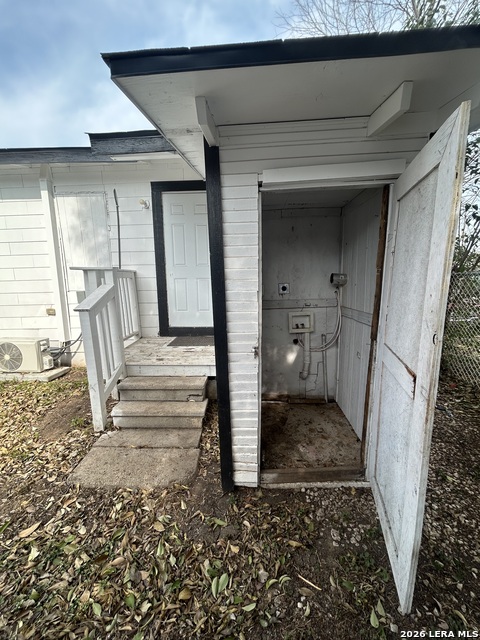 Image 22 of 22 For 310 Finton  A