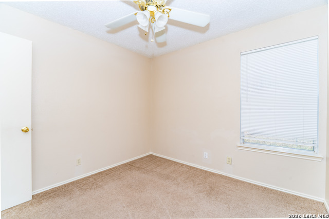 Image 12 of 19 For 7017 Silver Canyon