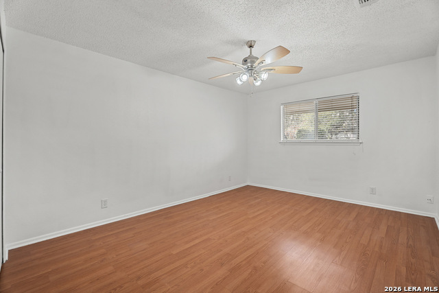 Image 23 of 34 For 3408 Northmoor St  25