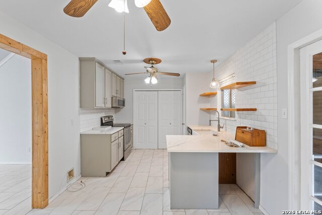 Image 12 of 28 For 805 Garden Meadow Dr