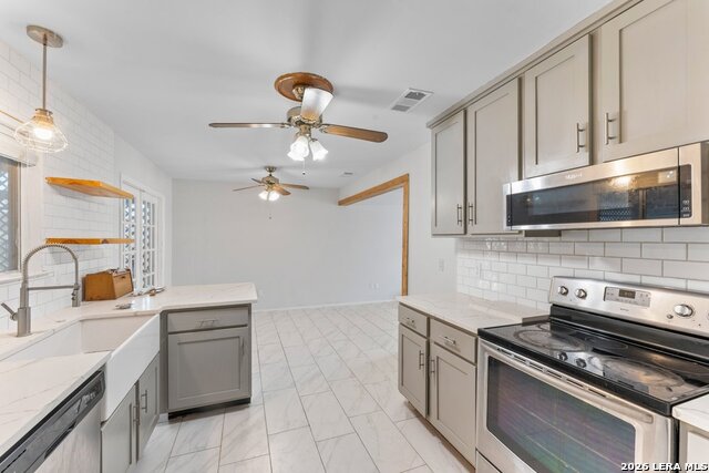 Image 14 of 28 For 805 Garden Meadow Dr