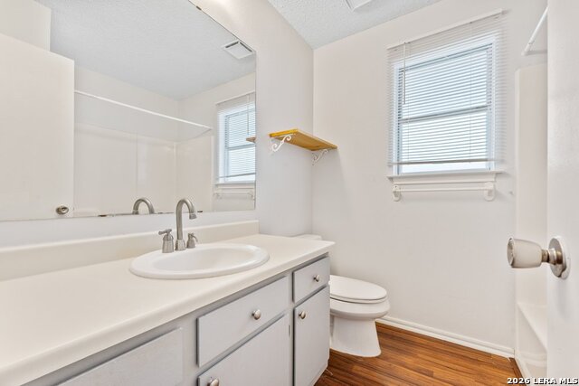 Image 22 of 28 For 805 Garden Meadow Dr