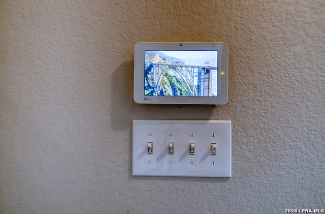 Image 12 of 31 For 21615 Dion  