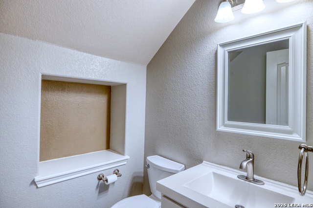 Image 24 of 31 For 21615 Dion  