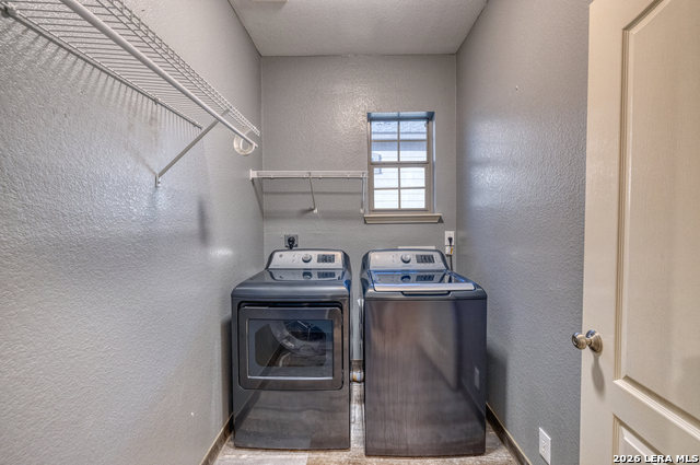 Image 27 of 31 For 21615 Dion  