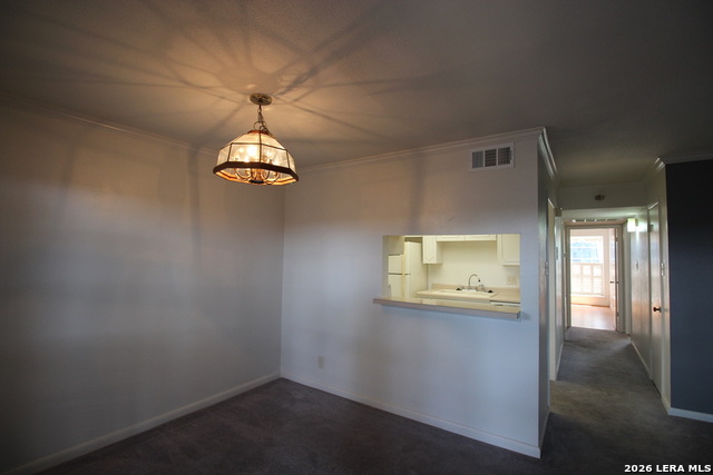 Image 14 of 39 For 8401 New Braunfels N 331