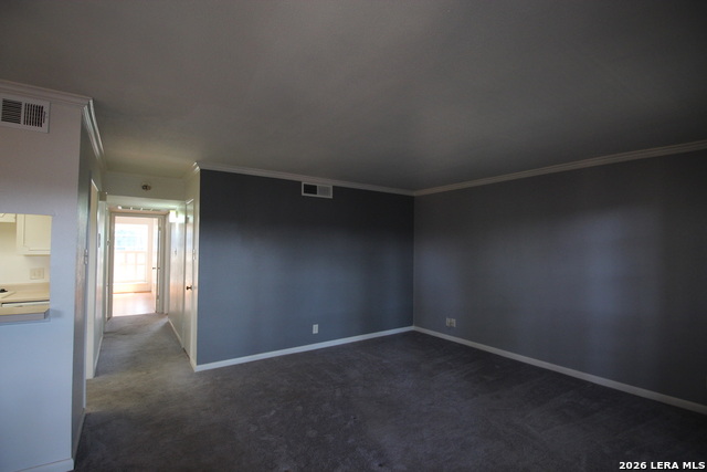 Image 15 of 39 For 8401 New Braunfels N 331