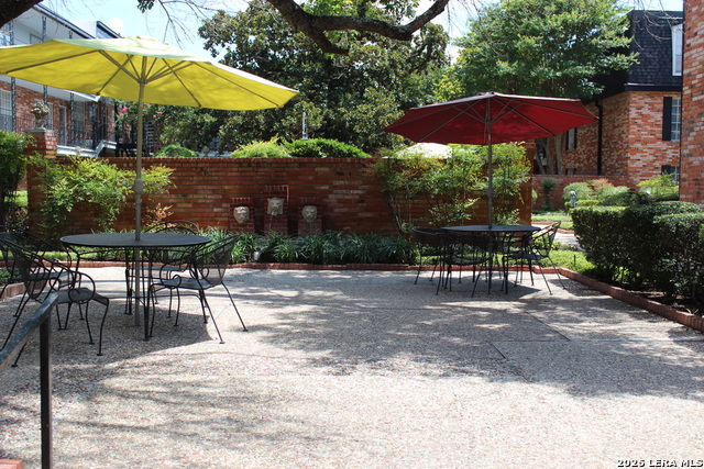 Image 36 of 39 For 8401 New Braunfels N 331