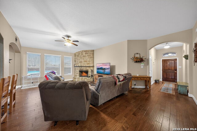 Image 5 of 23 For 2230 Sun Stone Pl