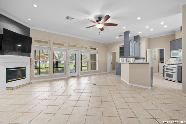 Image 8 of 46 For 104 Peachtree