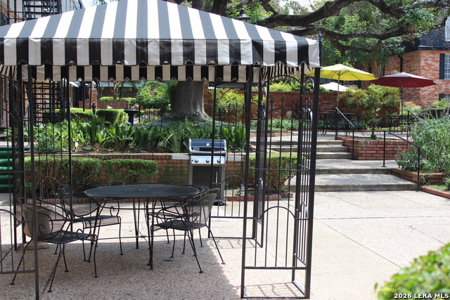 Image 35 of 37 For 8401 New Braunfels N 348