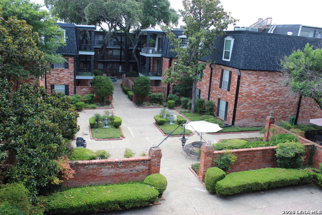 Image 36 of 37 For 8401 New Braunfels N 348