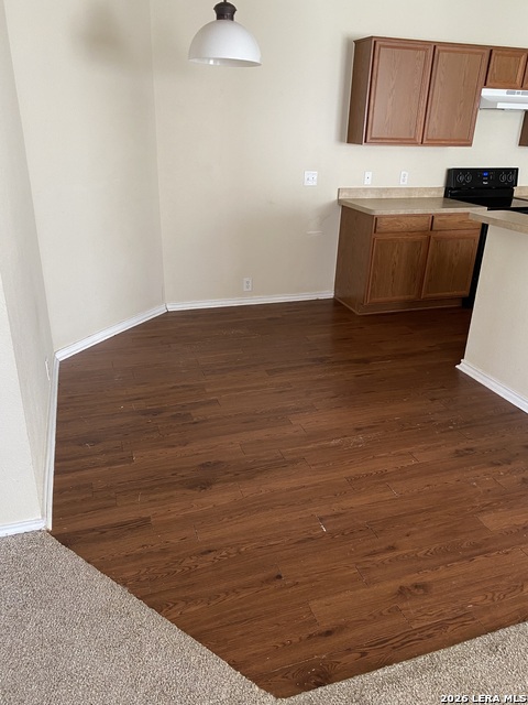 Image 6 of 17 For 5244 Brookline