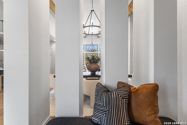 Image 13 of 53 For 9527 Midsomer Place