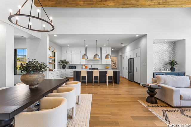 Image 22 of 53 For 9527 Midsomer Place