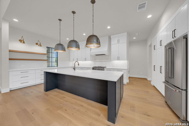 Image 34 of 53 For 9527 Midsomer Place