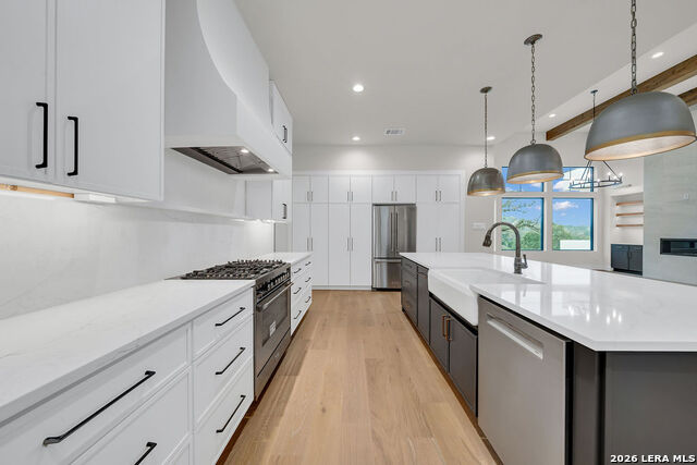 Image 36 of 53 For 9527 Midsomer Place