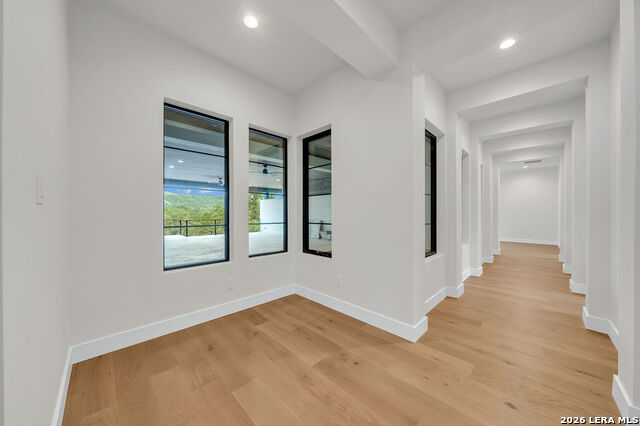 Image 38 of 53 For 9527 Midsomer Place