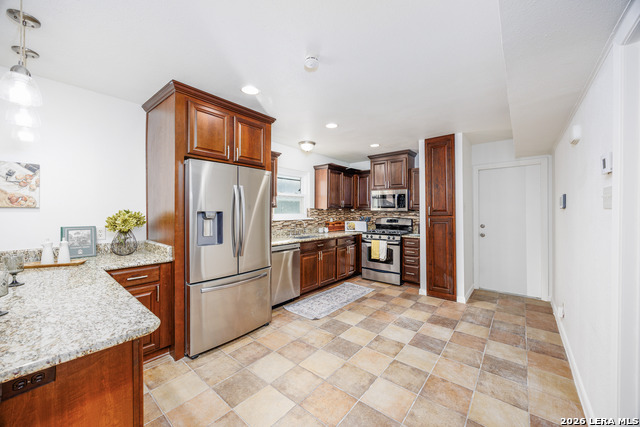 Image 13 of 33 For 4310 Judivan