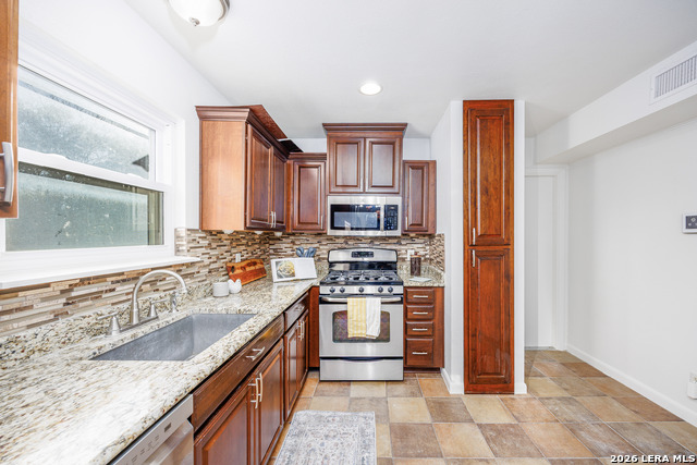 Image 17 of 33 For 4310 Judivan