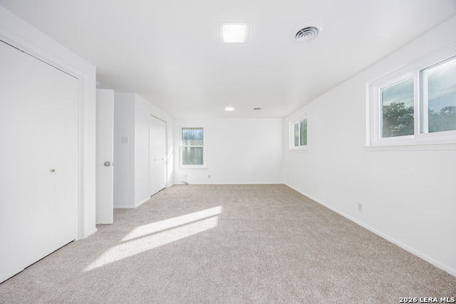 Image 21 of 33 For 4310 Judivan