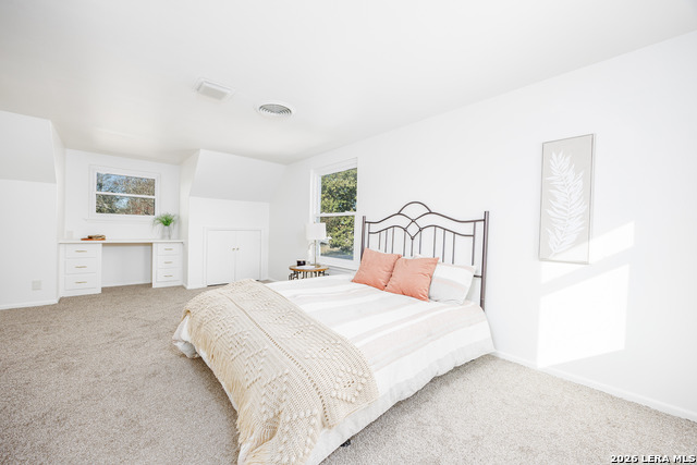 Image 24 of 33 For 4310 Judivan