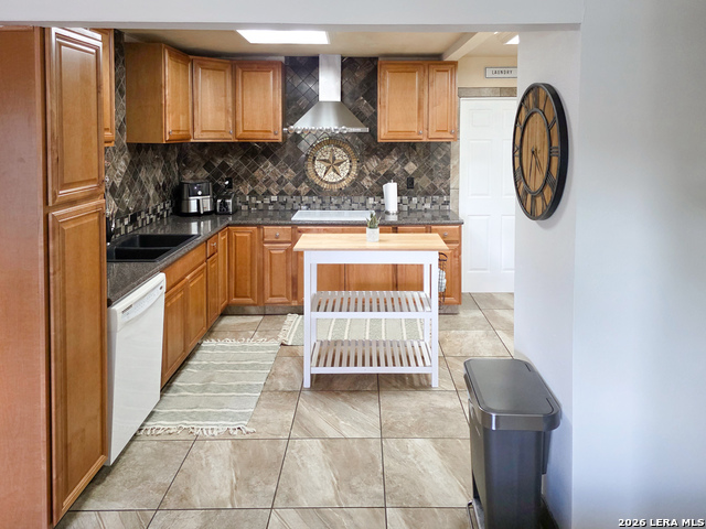 Image 10 of 25 For 4305 Temple  