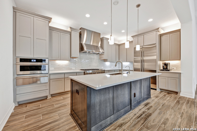 Listing photo id 0 for 23350 Grande Vista