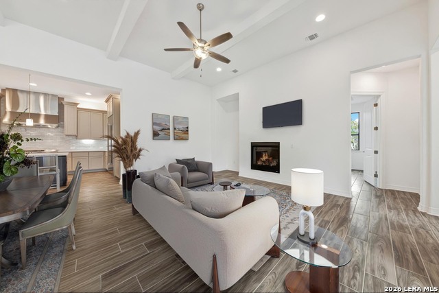 Listing photo id 5 for 23350 Grande Vista