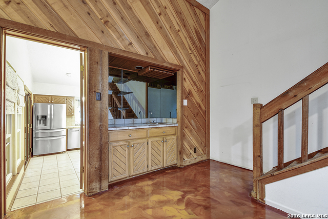 Image 8 of 25 For 1734 Donerail