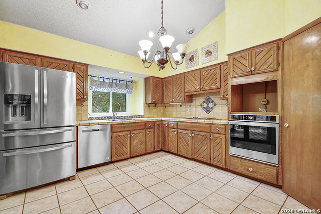 Image 9 of 25 For 1734 Donerail