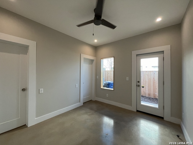 Image 19 of 40 For 1107 Cherry St. S