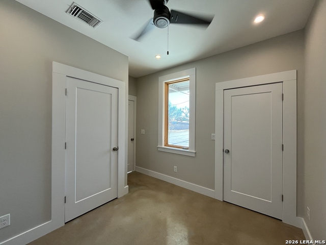 Image 24 of 40 For 1107 Cherry St. S