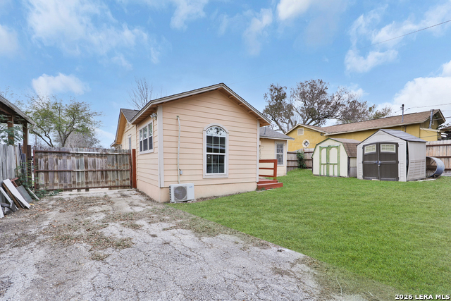 Image 22 of 22 For 106 Waugh  