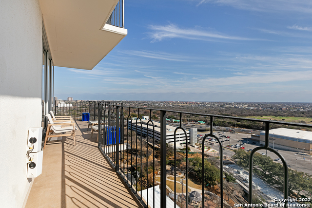 Image 26 of 83 For 700 Hildebrand Ave E 1301