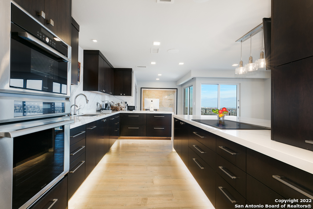 Image 3 of 83 For 700 Hildebrand Ave E 1301