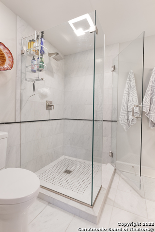 Image 30 of 83 For 700 Hildebrand Ave E 1301