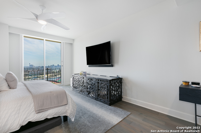 Image 31 of 83 For 700 Hildebrand Ave E 1301