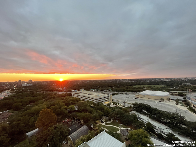 Image 52 of 83 For 700 Hildebrand Ave E 1301